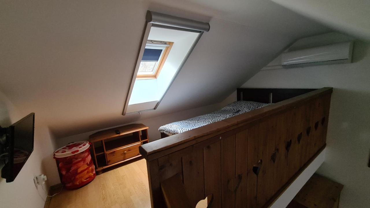 Gyulai Fuerdoe Apartman Eksteriør bilde